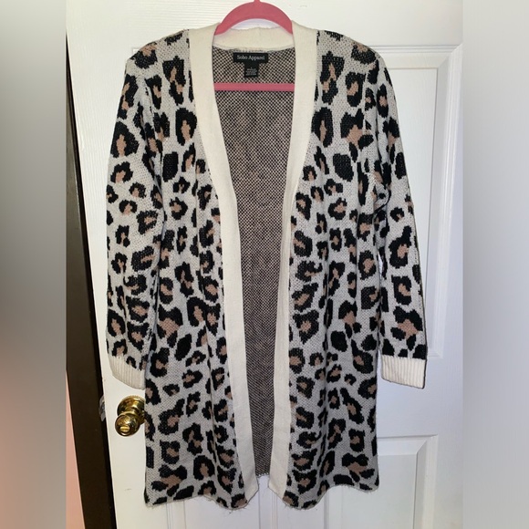 SOHO APPAREL Women’s Leopard Pattern  Casual Long Cardigan Size L (#bundle&save) - Picture 3 of 11